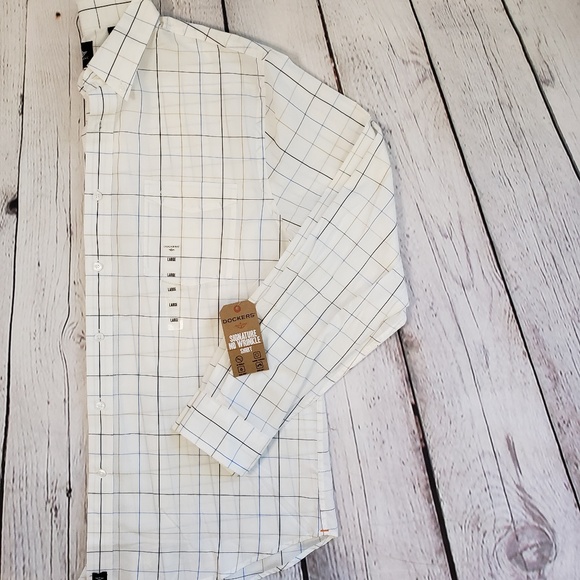 NWT Dockers Button Down Shirt - Picture 5 of 6